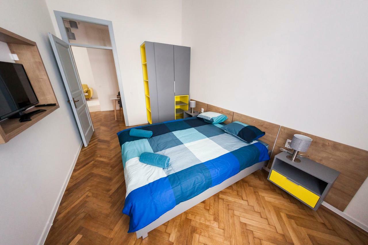 Central Luxury 3 Kolozsvár Kültér fotó