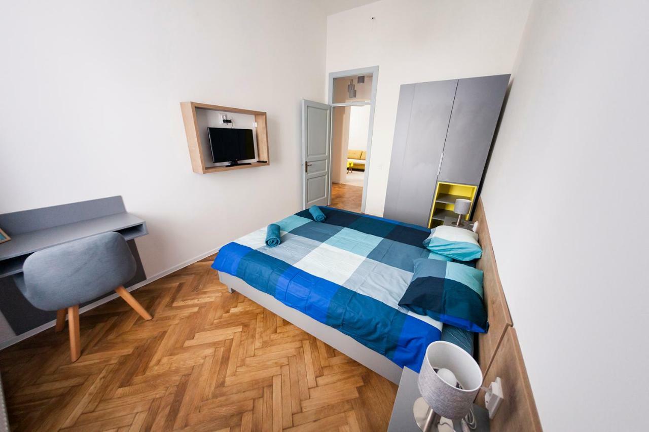 Central Luxury 3 Kolozsvár Kültér fotó